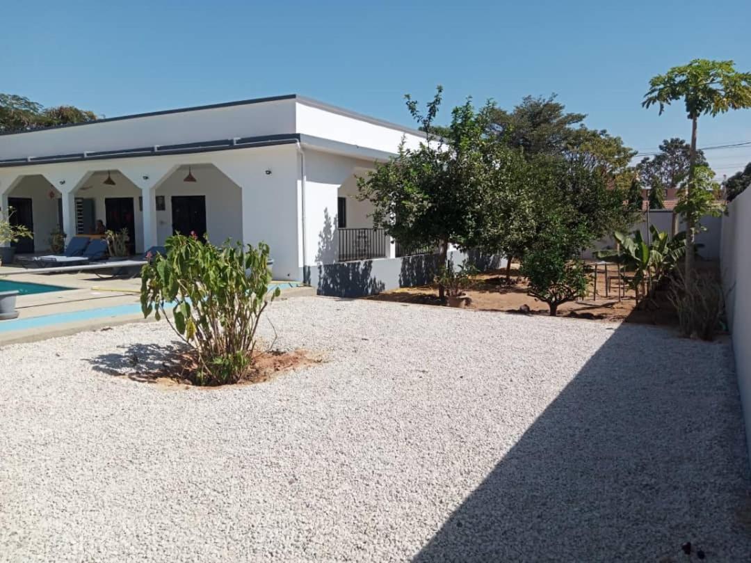 La Somonoise Bed & Breakfast Сомоне Екстериор снимка